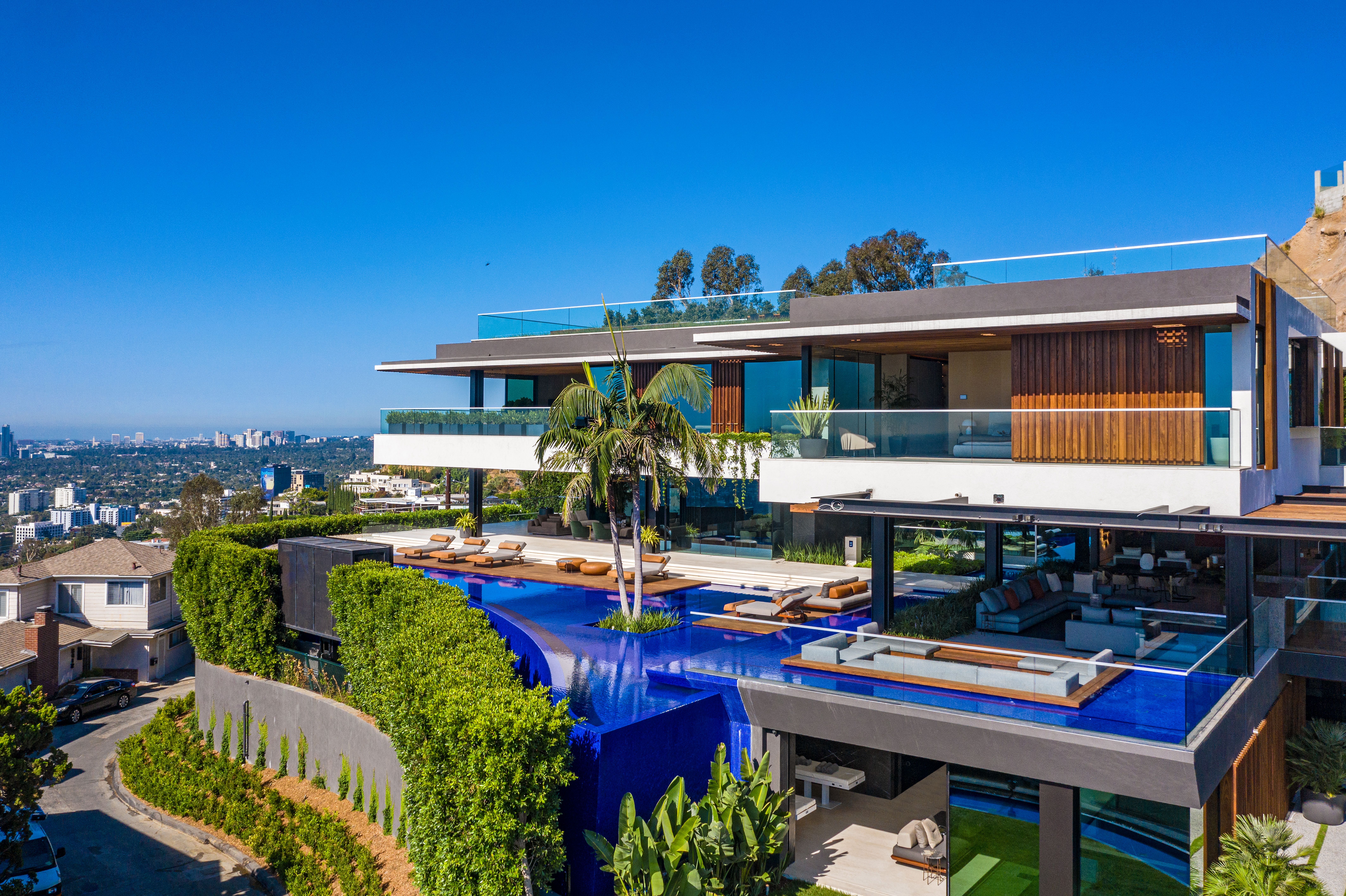 8408Hillside072 Image