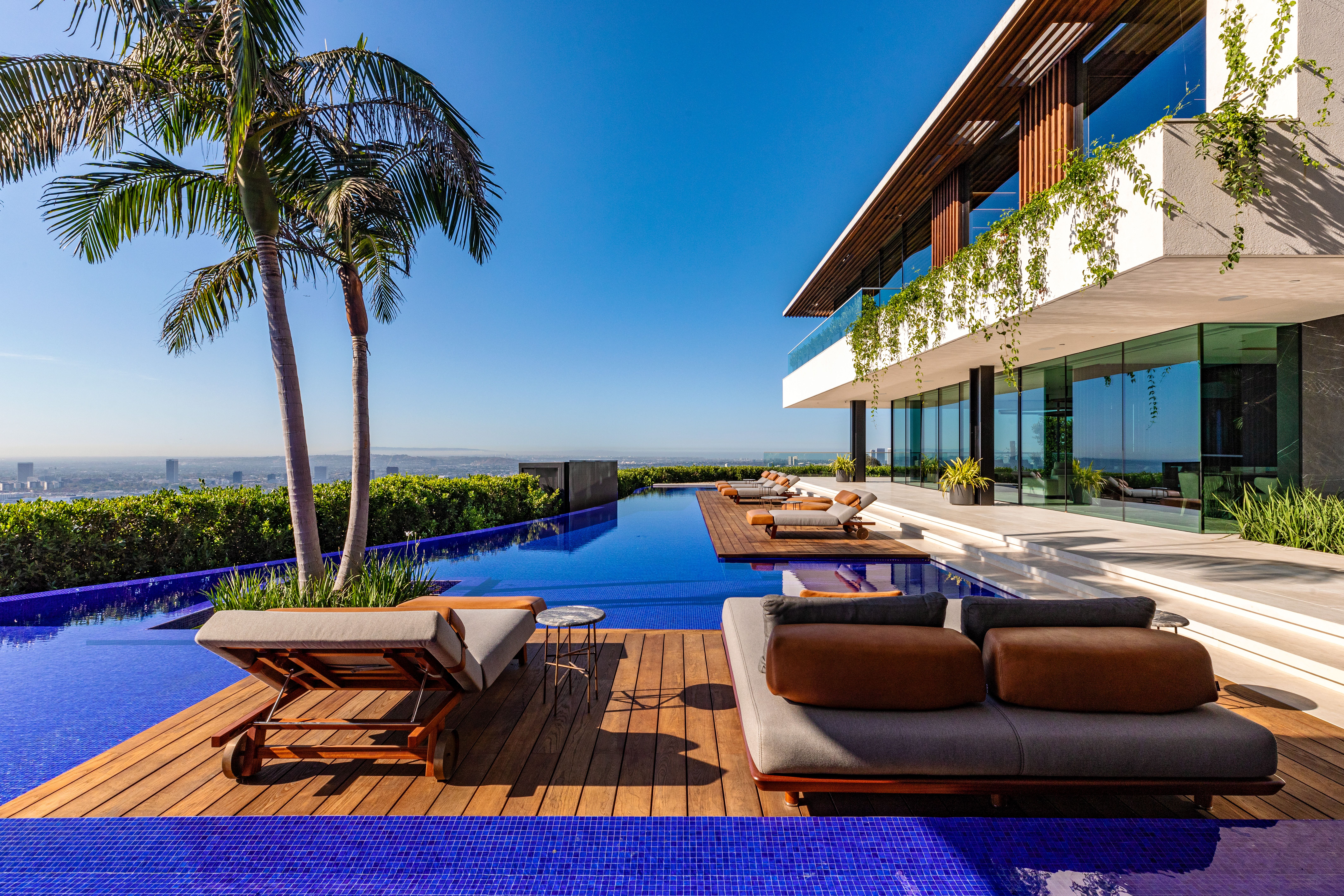 8408Hillside084 Image