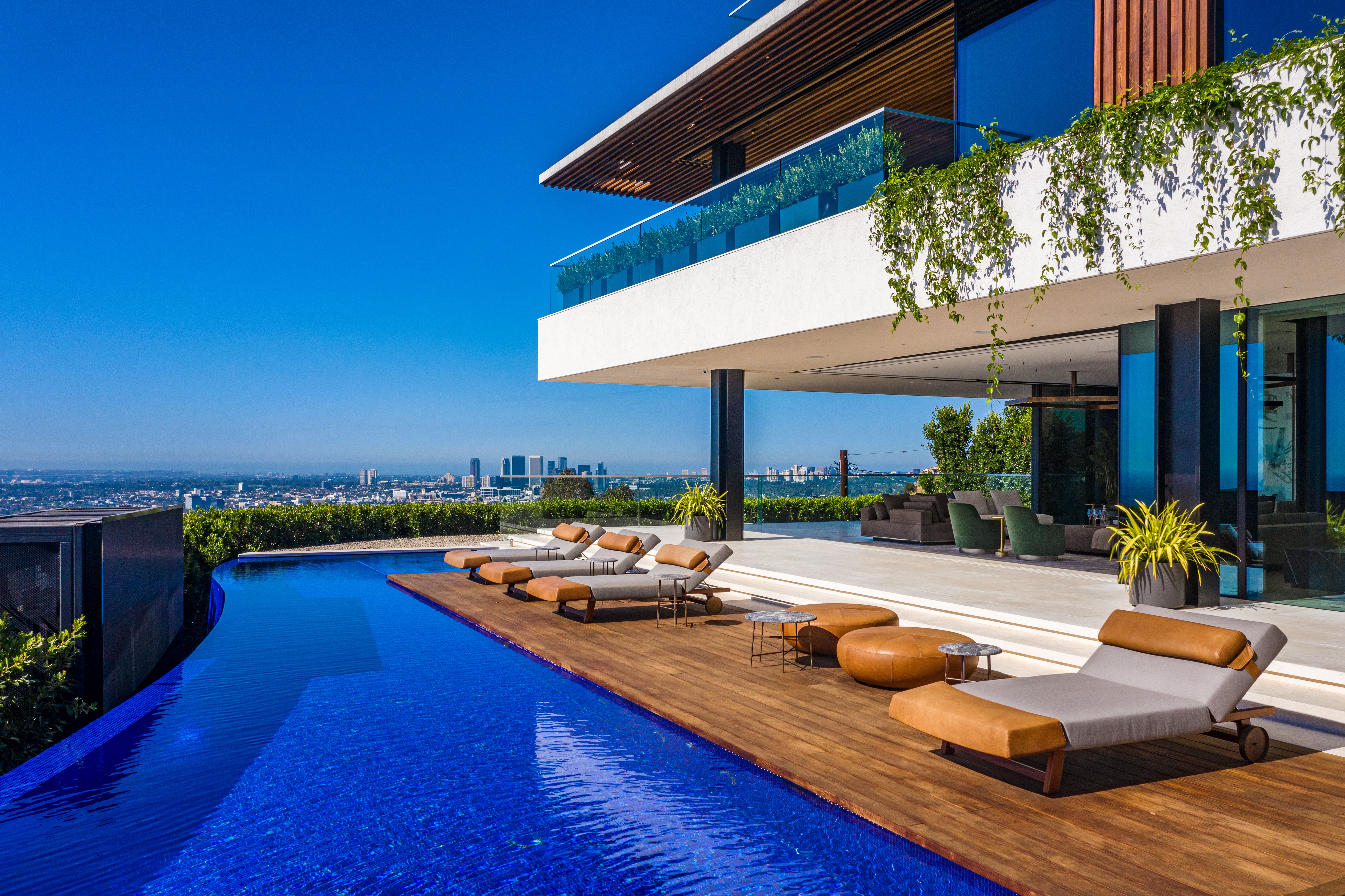 8408Hillside086 Image