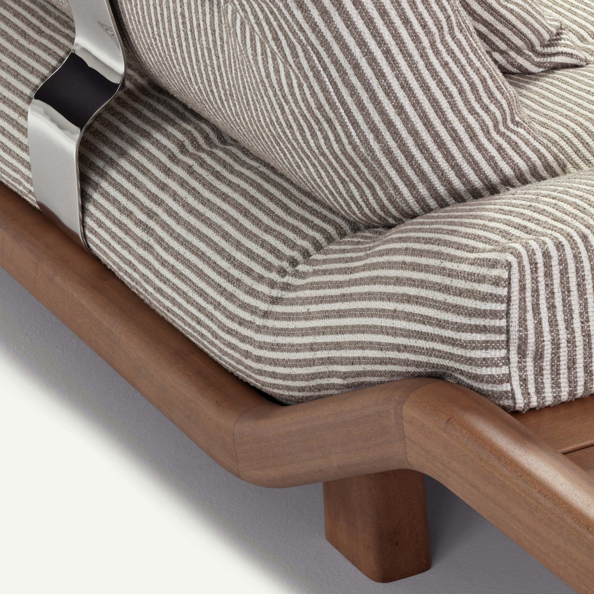 Belvedere Sofa 04 Image