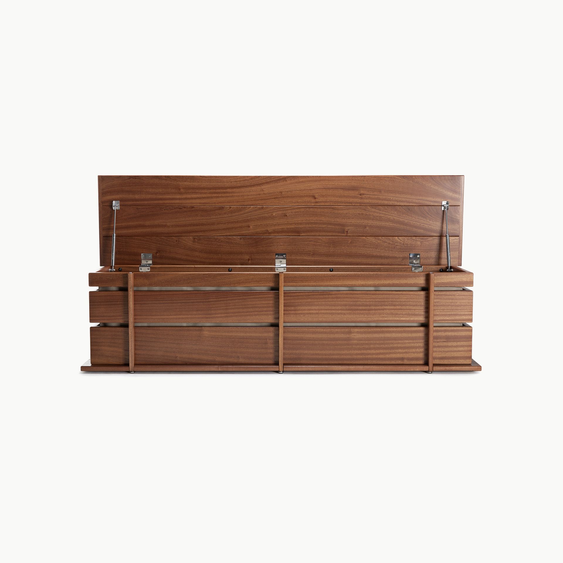 Caprera Chest2136 Image