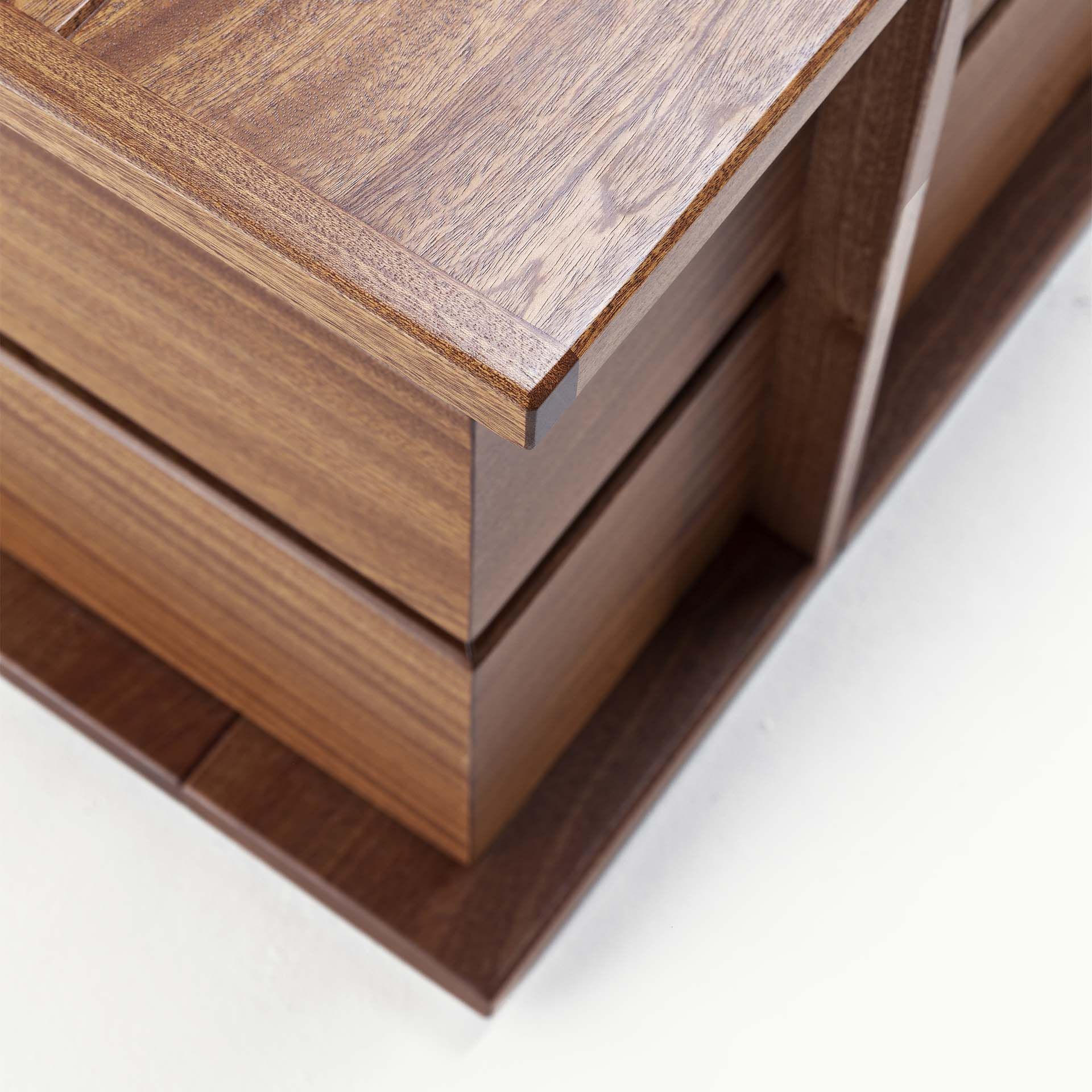 Caprera Chest2138 Image