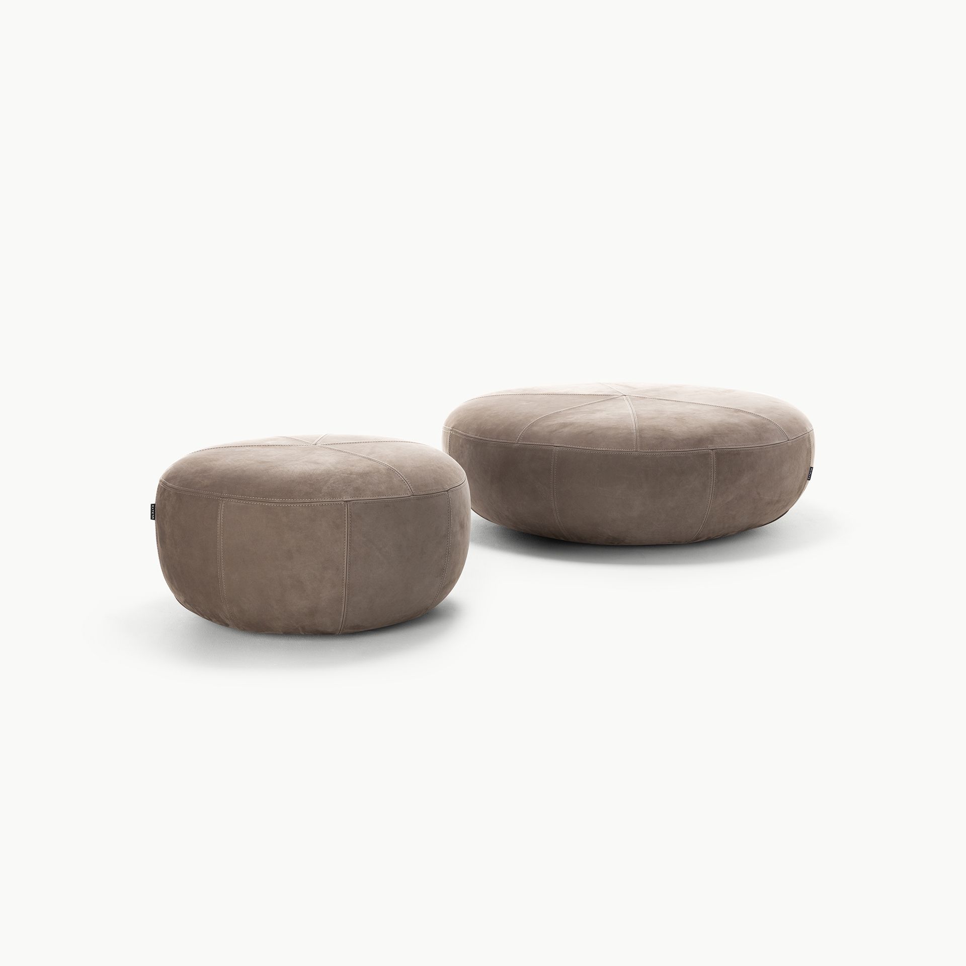 Clove Pouf03 Image