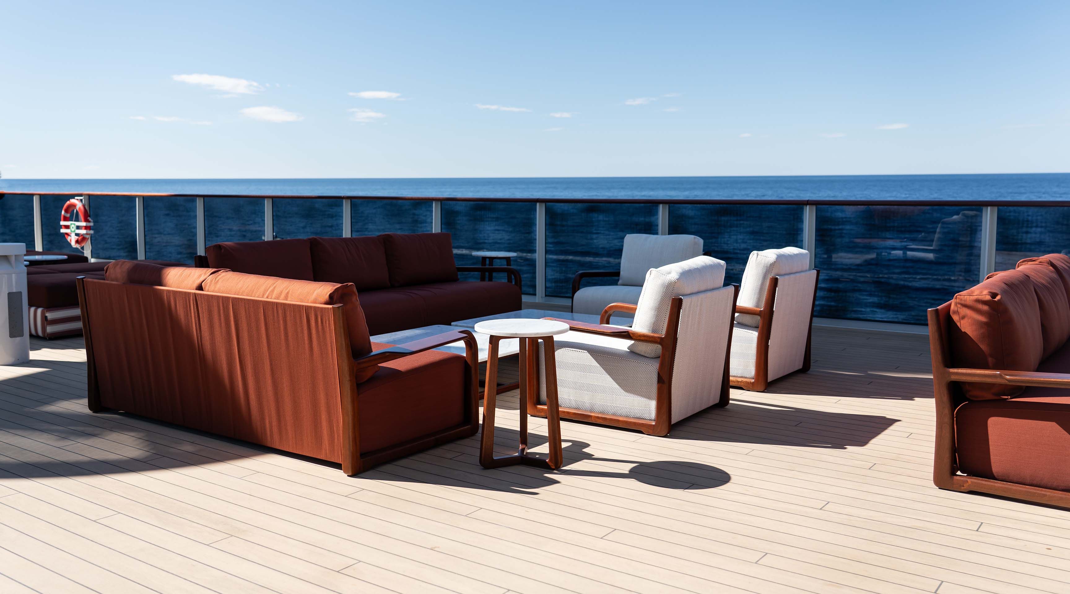 Frontline Studio Orient Express Corinthian Flybridge DSC01095 Image