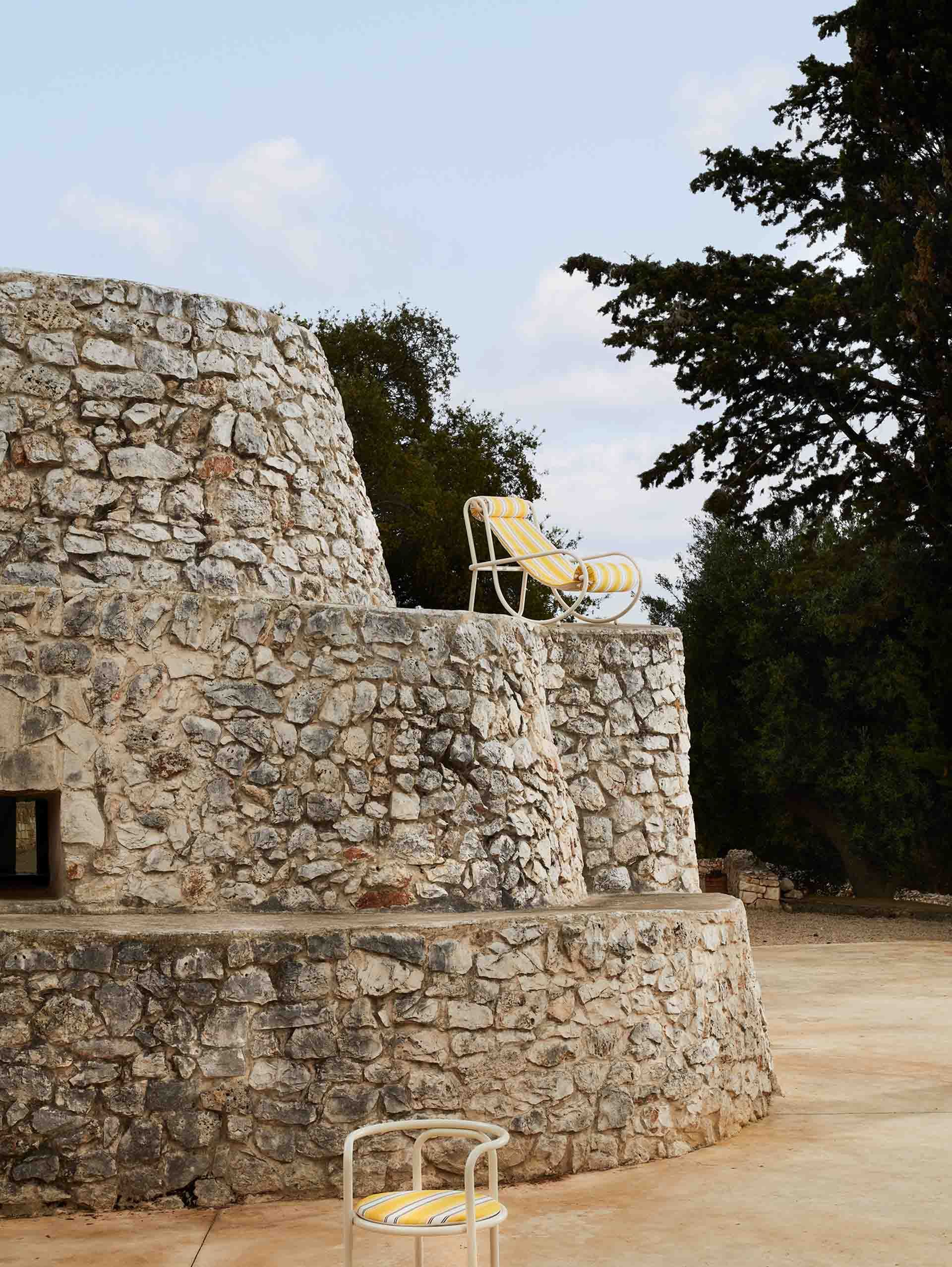 Jacquemus Exteta02 Image