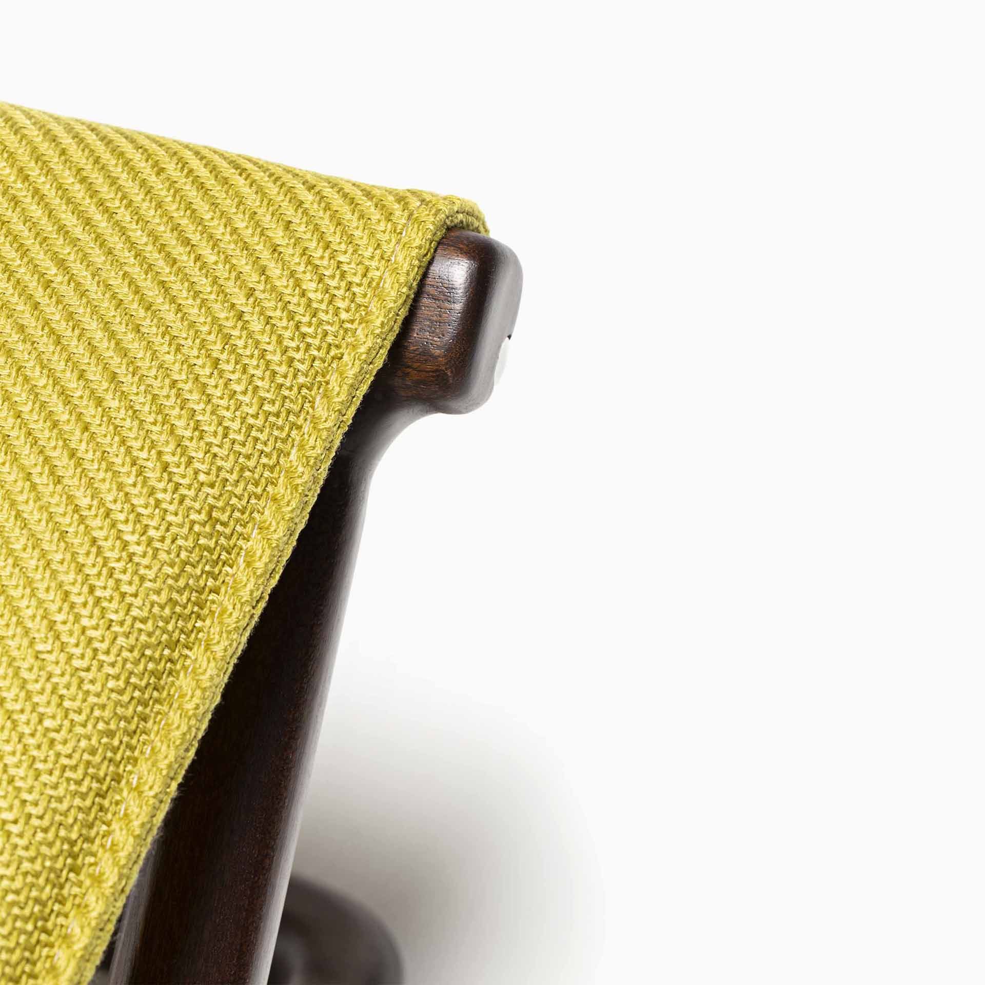 LPIDC03Stool03 Image