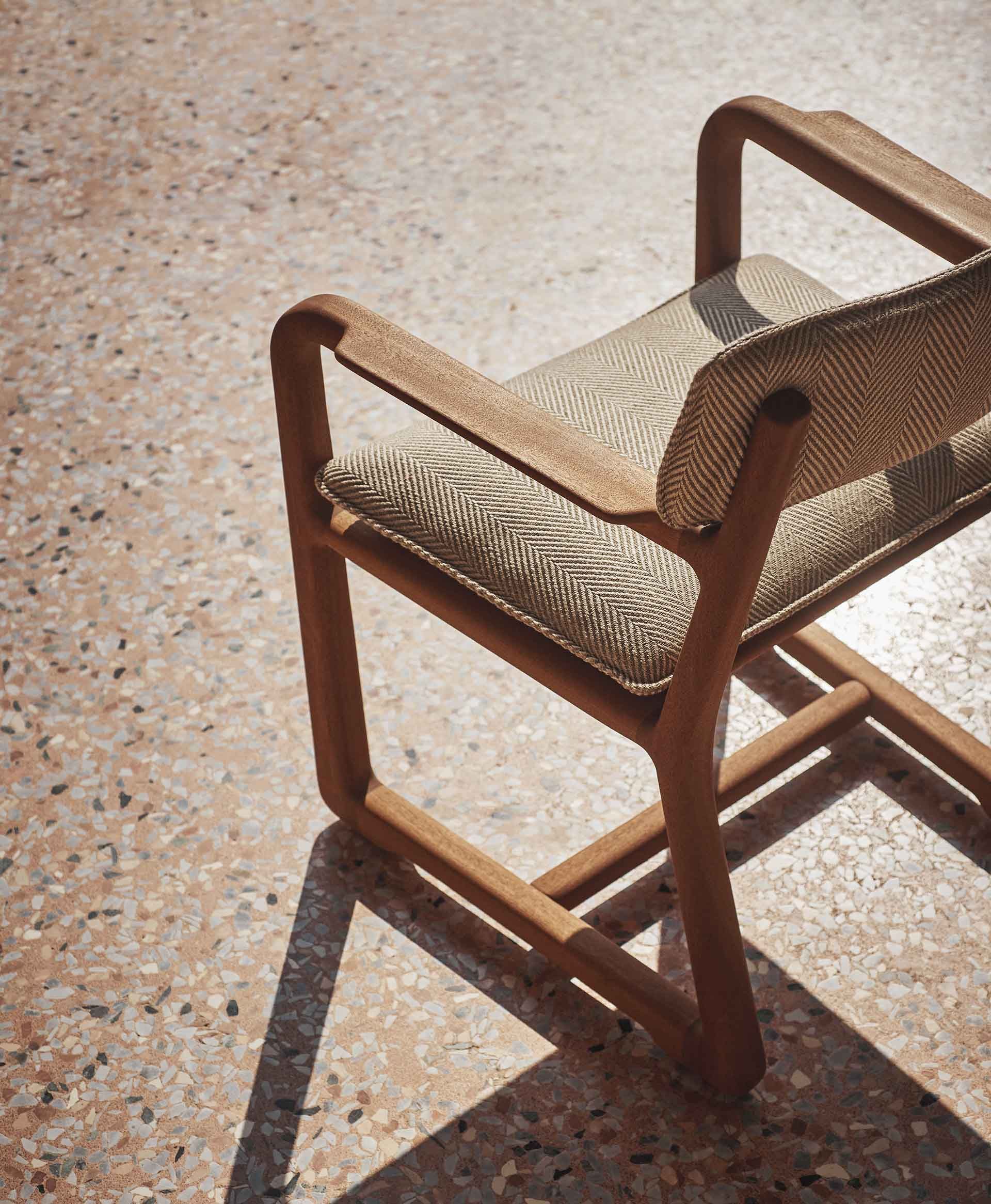LPIDC12Dining Chair16 Image