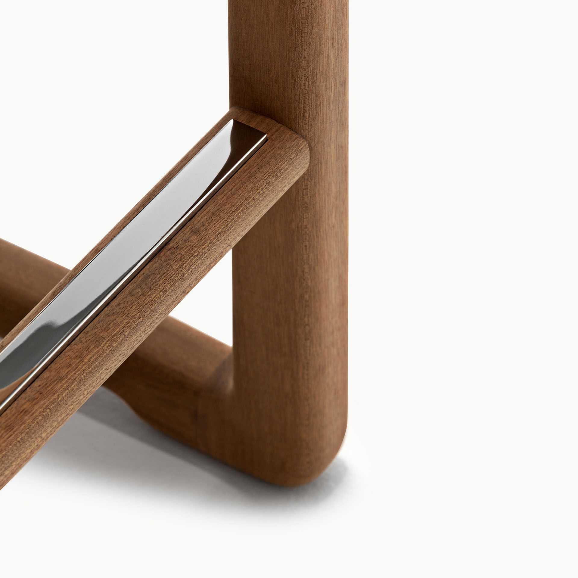 LPIDC13Bar Stool04 Image