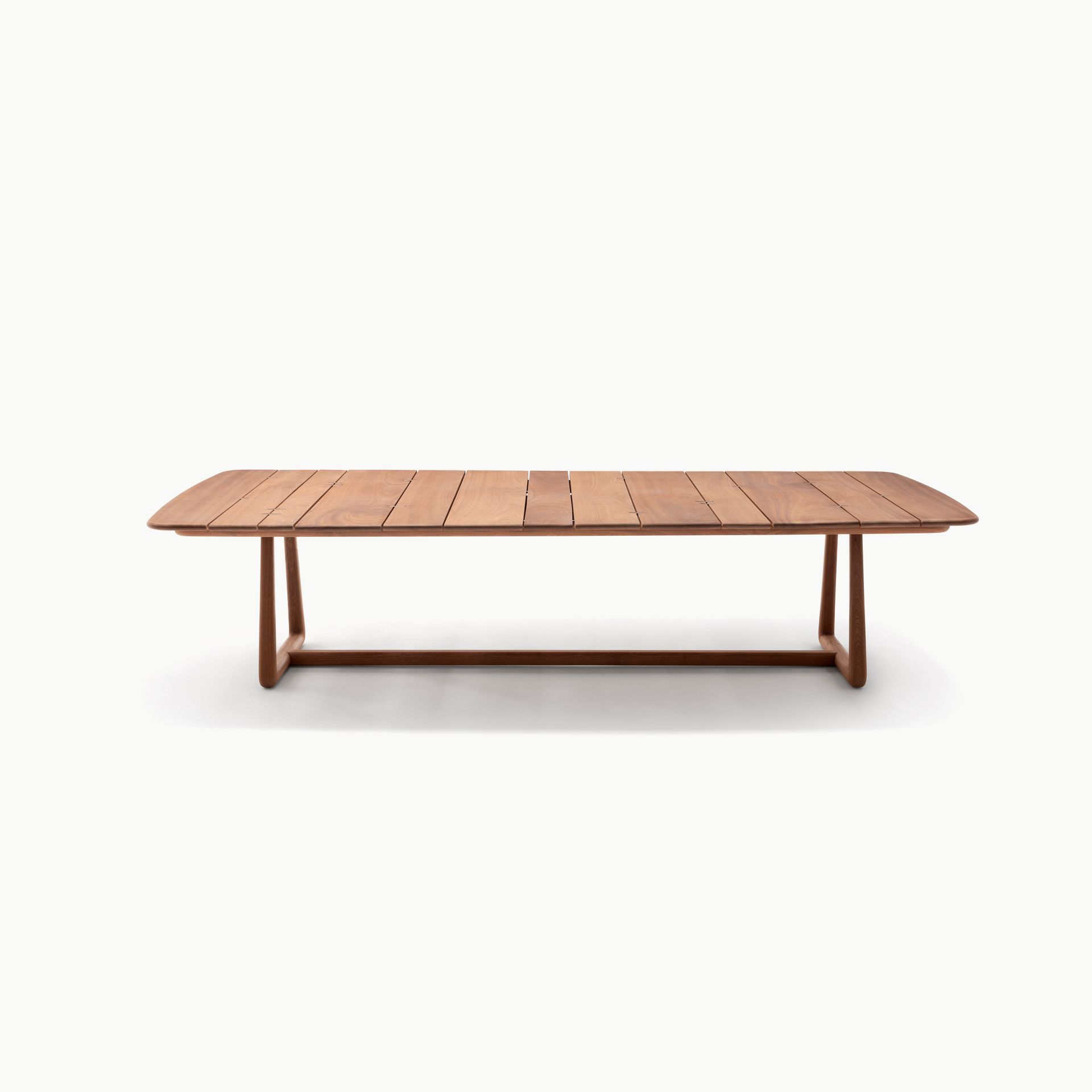 LPIDC14Dining Table Image