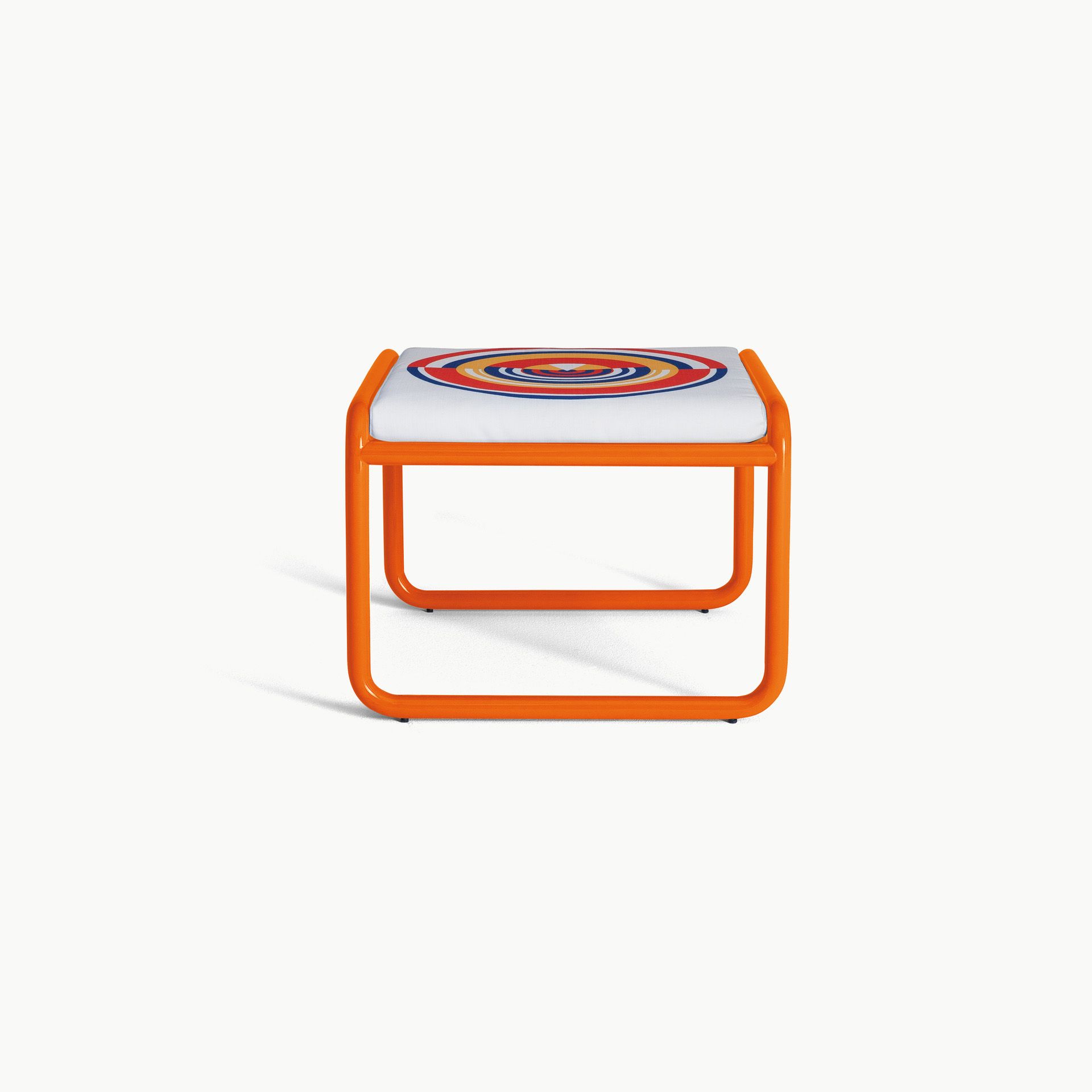 Locus Solus Pouf05 Image