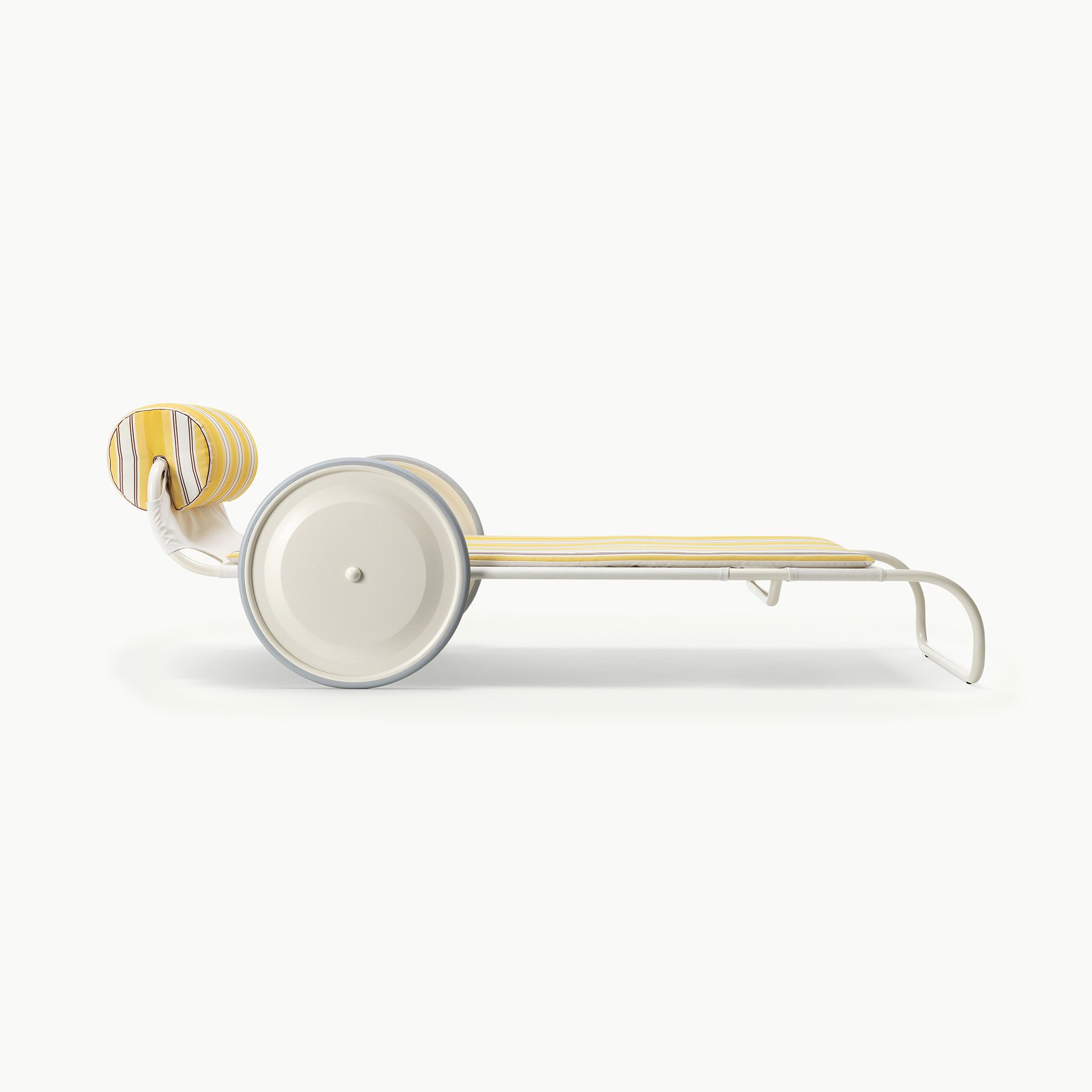 Locus Solus Sunlounger Jacquemus01 Image