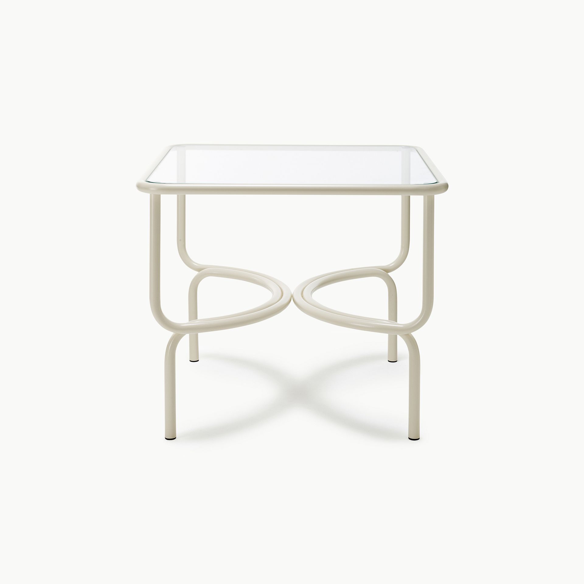 Locus Solus Table01 Image