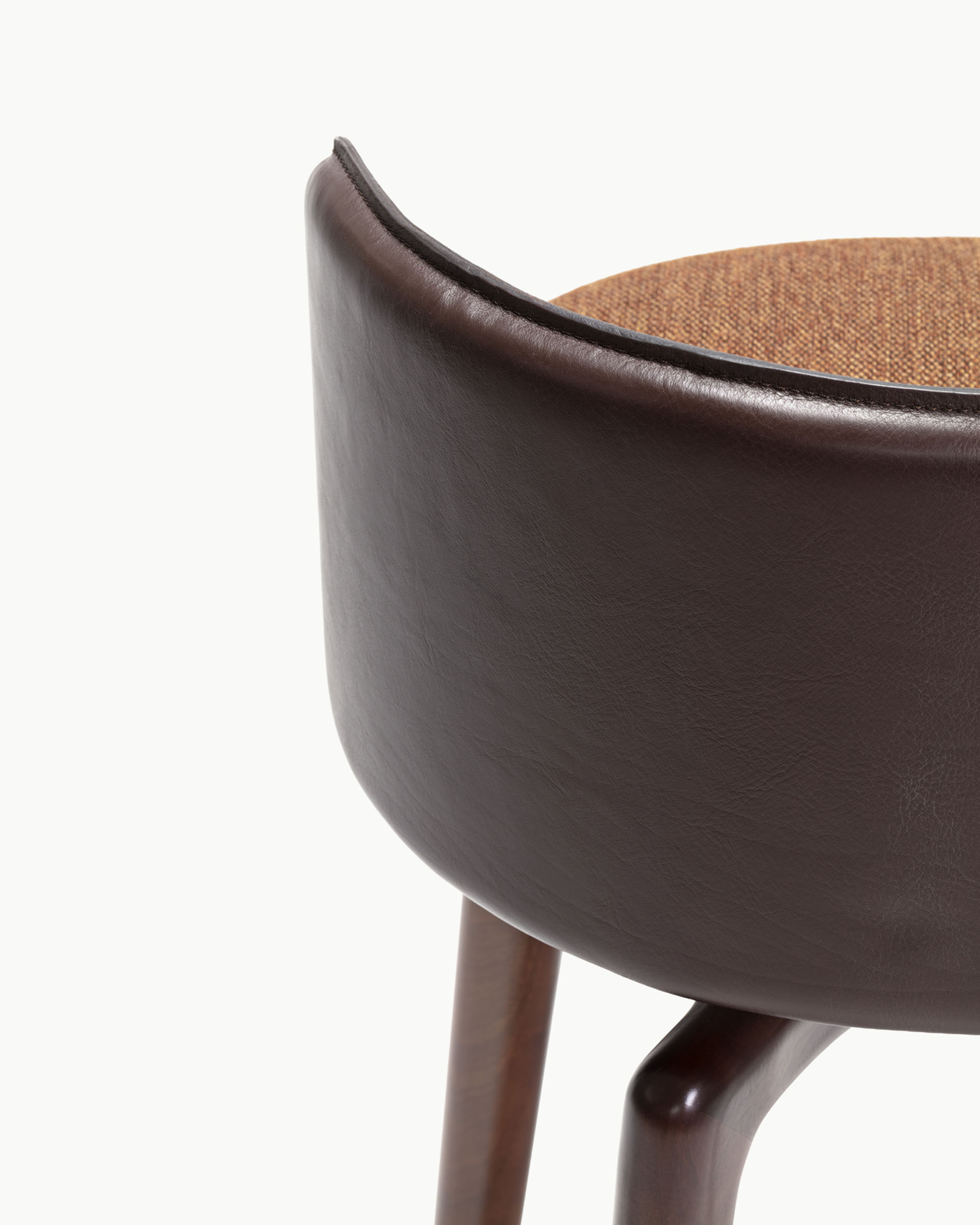 Mochi Twist Stool mobile 04 Image