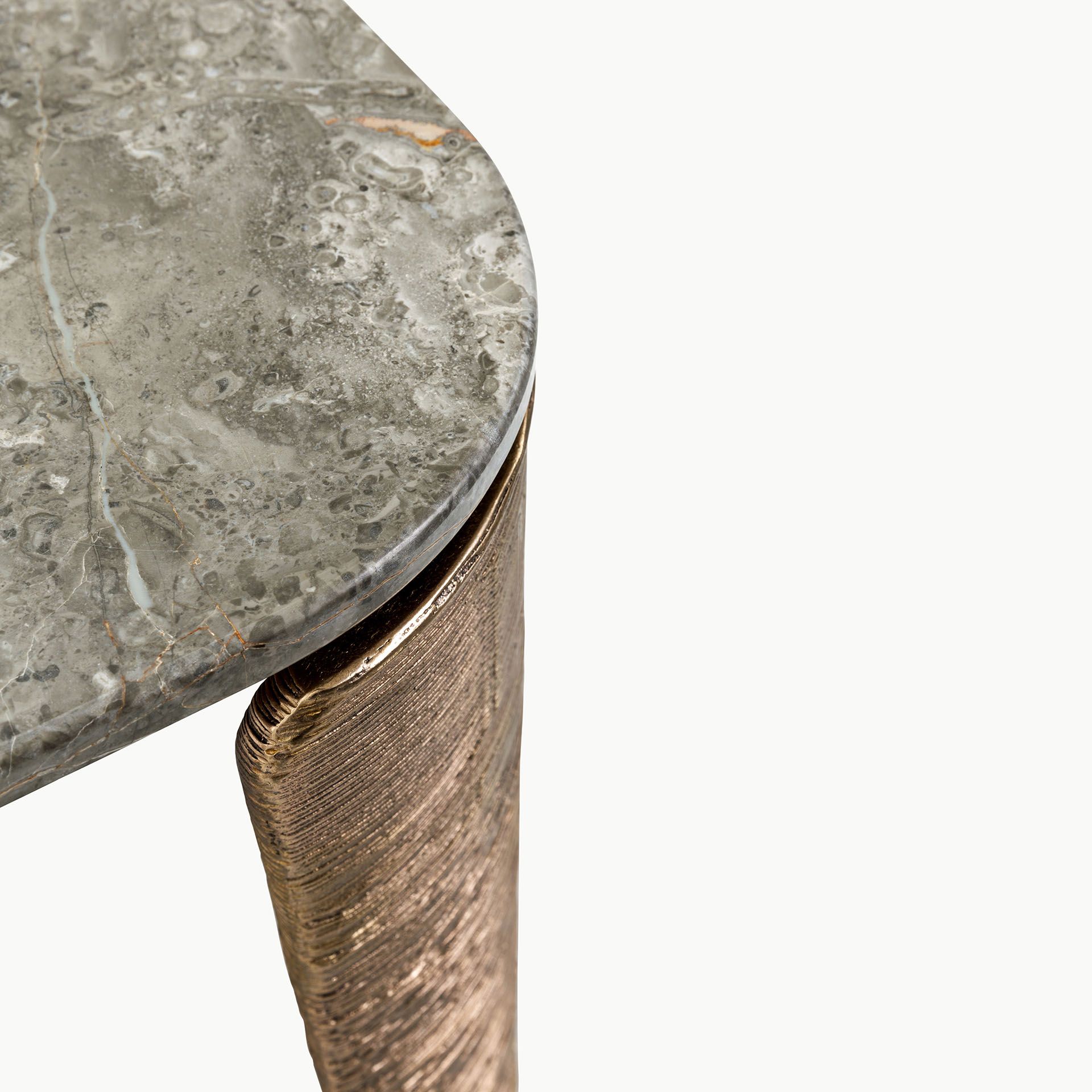 Moonlight Table Dett Image