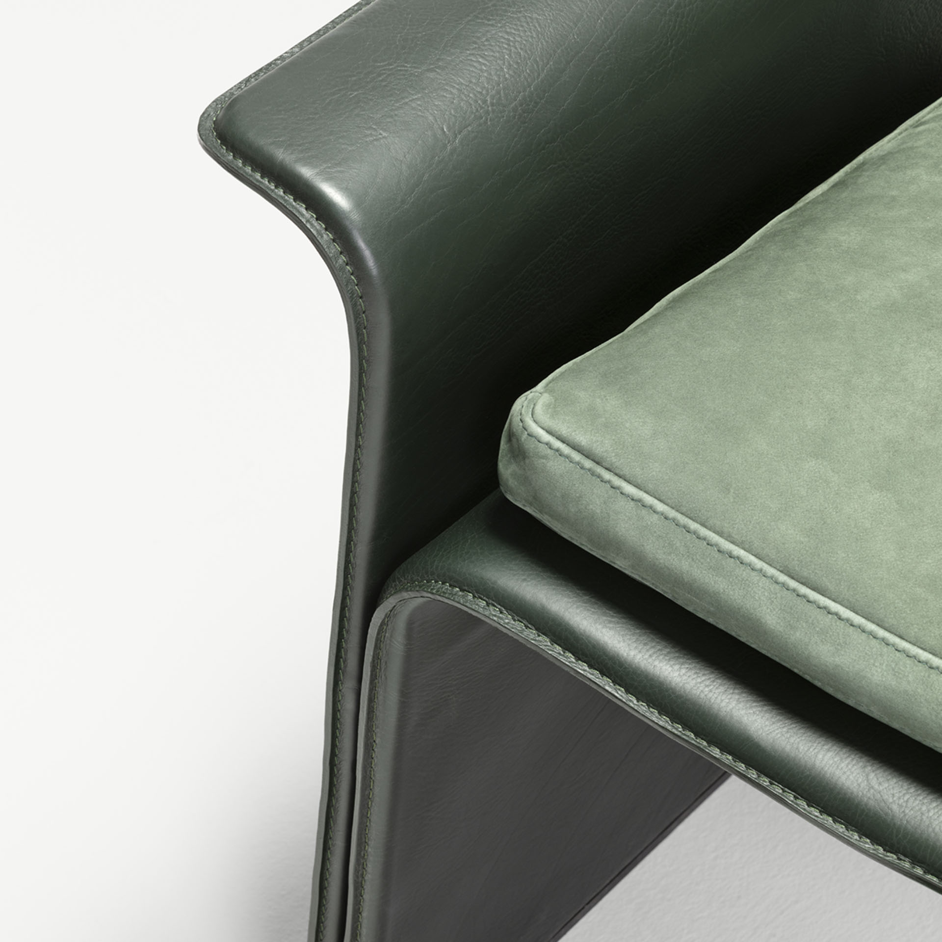 Shell Armchair 07 Image