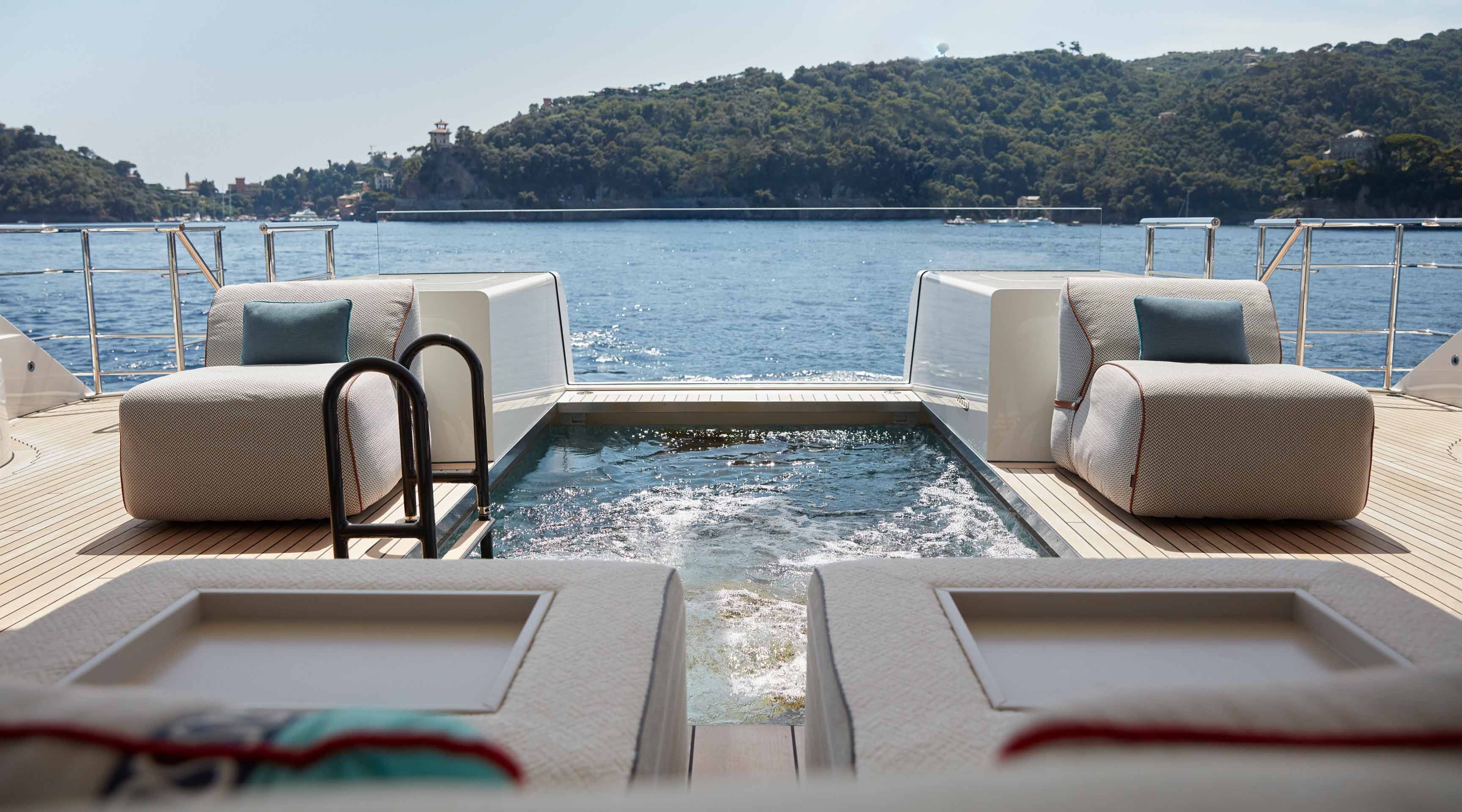 Somnium copyright Feadship Exterior detail 17 Image