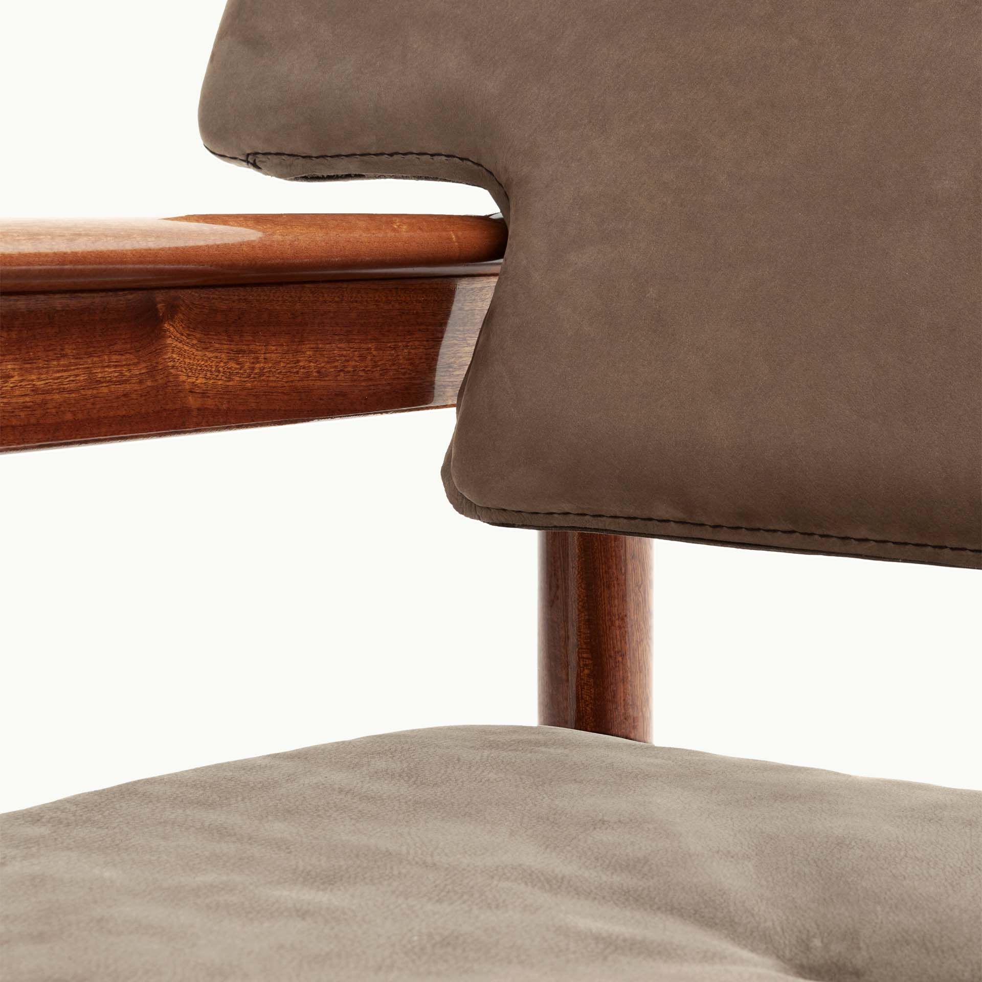 Vieste Armchair05 Image