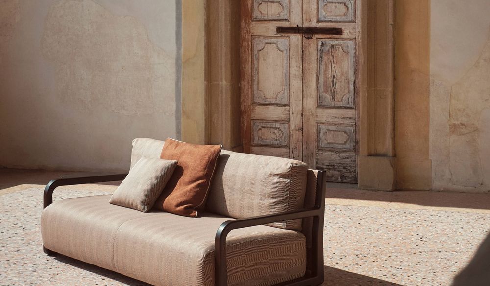 Loro Piana Top Banner Image